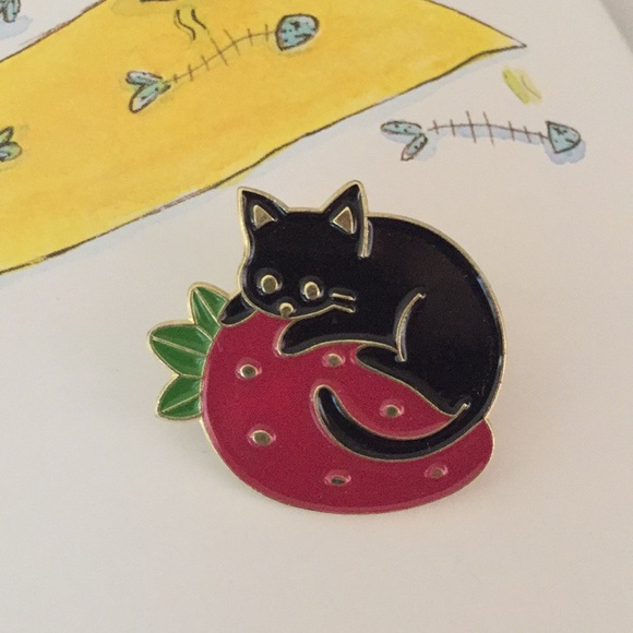 π50% OFF/3+...Cute Cartoon Black Kitten on Strawberry Pin - Picture 3 of 5